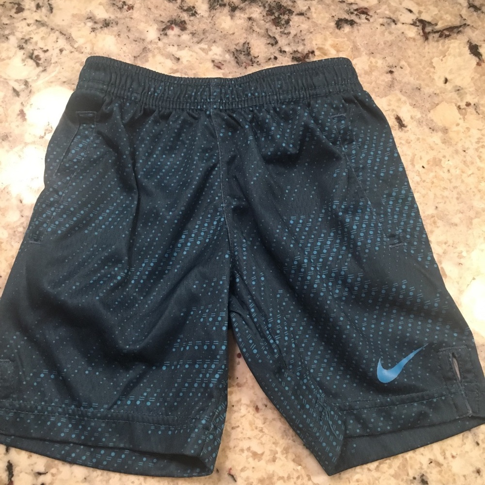 Nike toddler boys shorts
